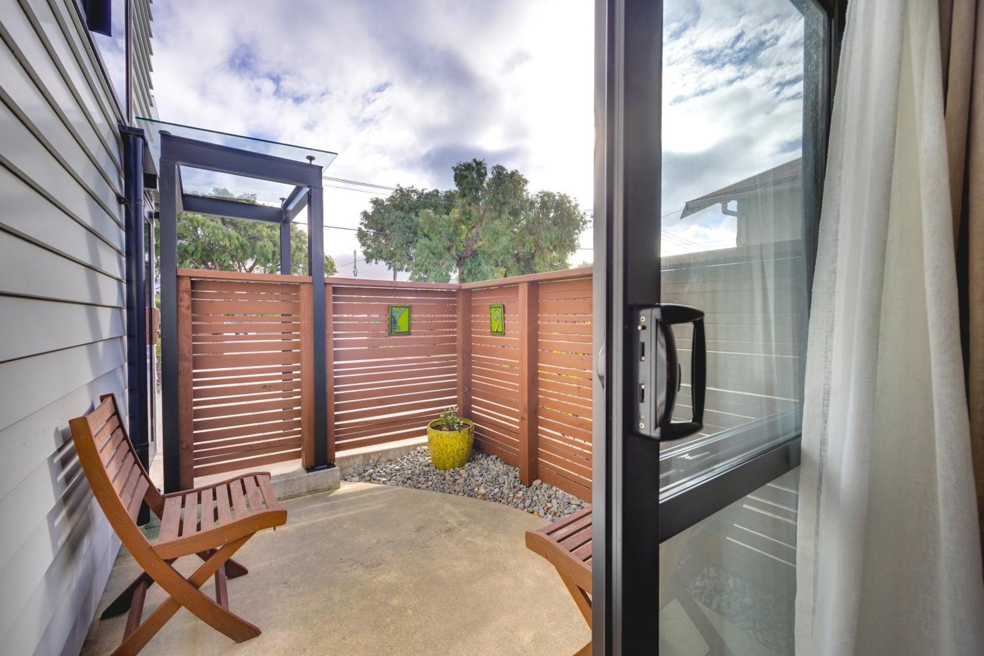 Ava Lodge Lower Hutt Kültér fotó