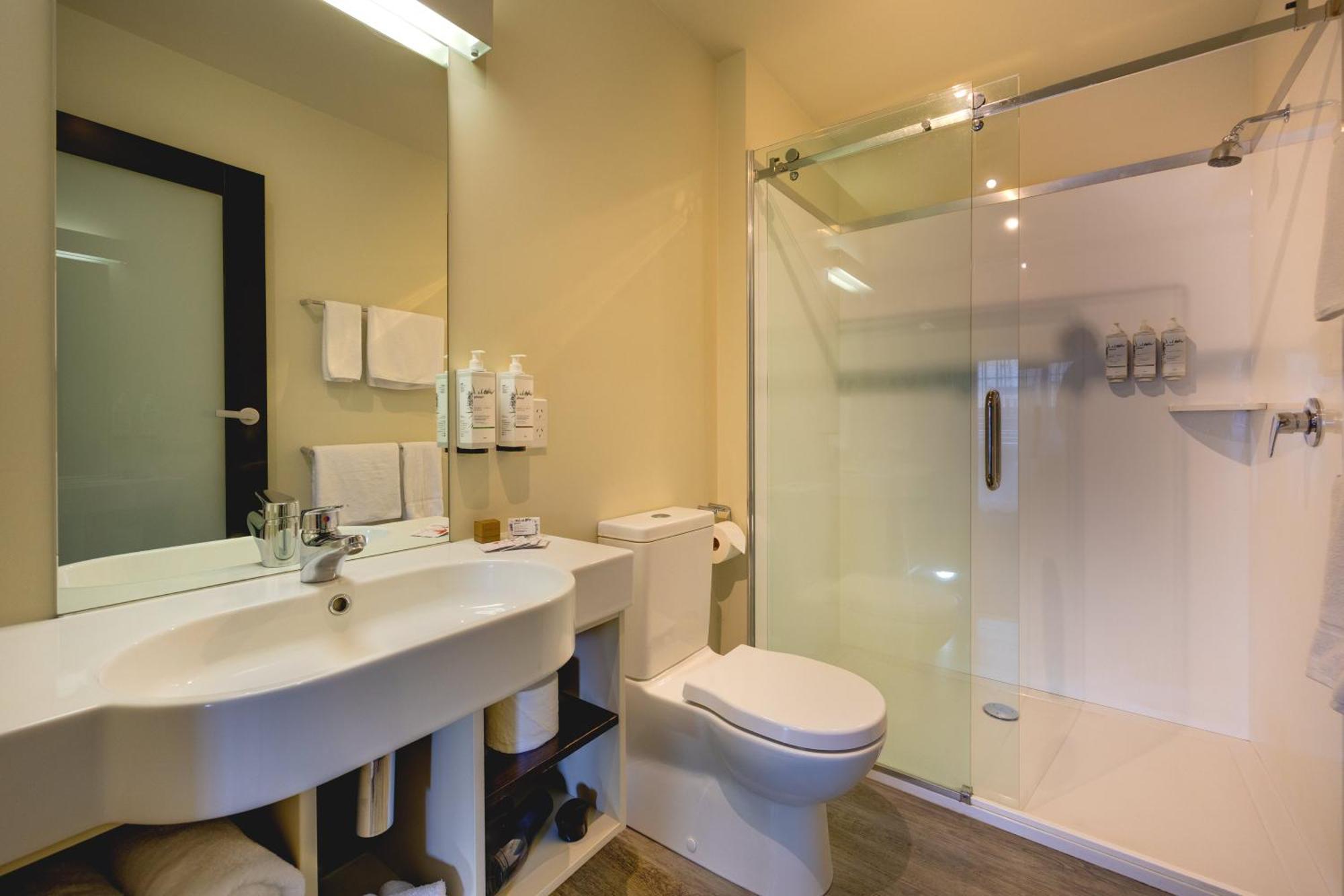 Ava Lodge Lower Hutt Szoba fotó