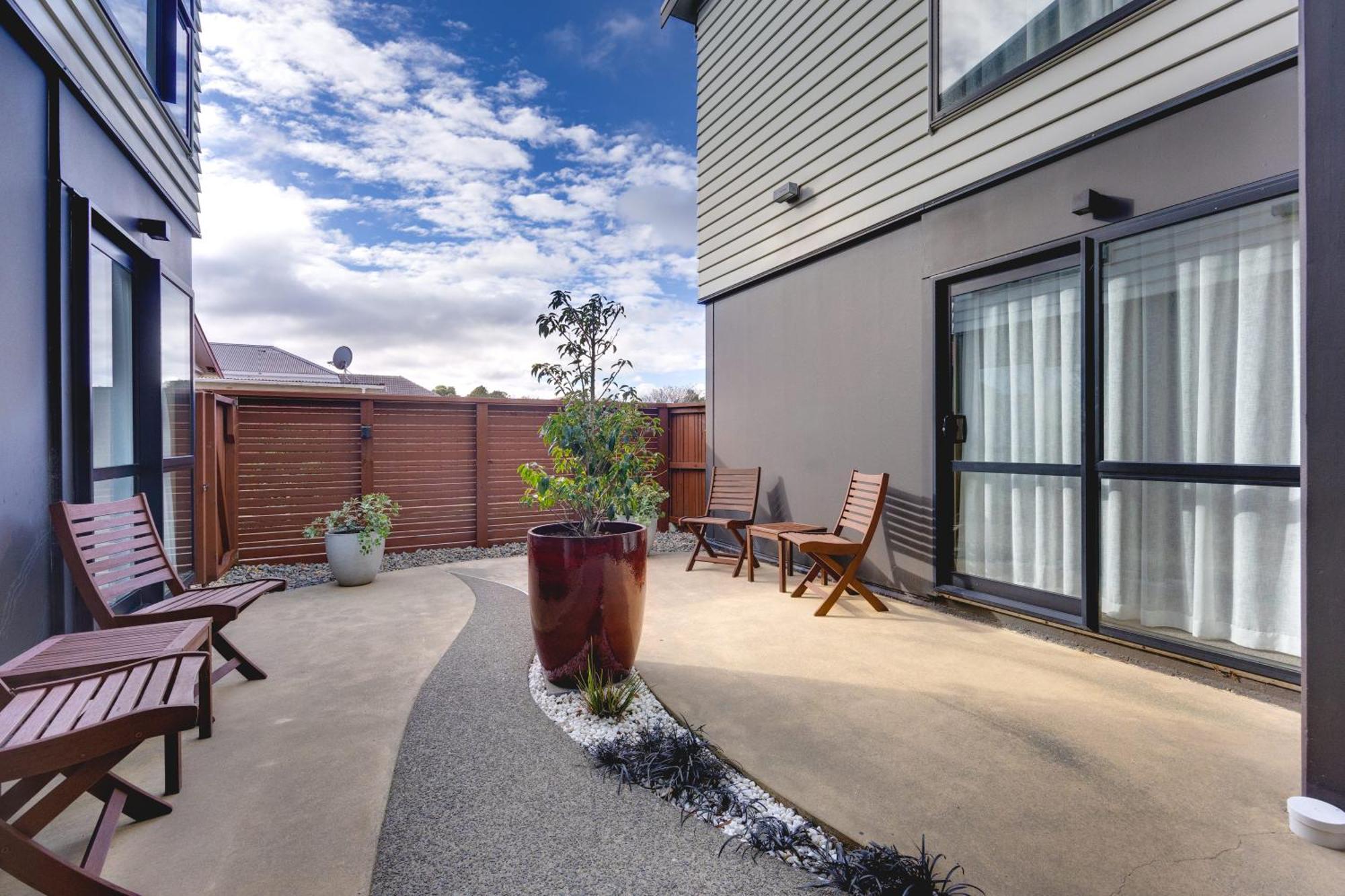 Ava Lodge Lower Hutt Kültér fotó